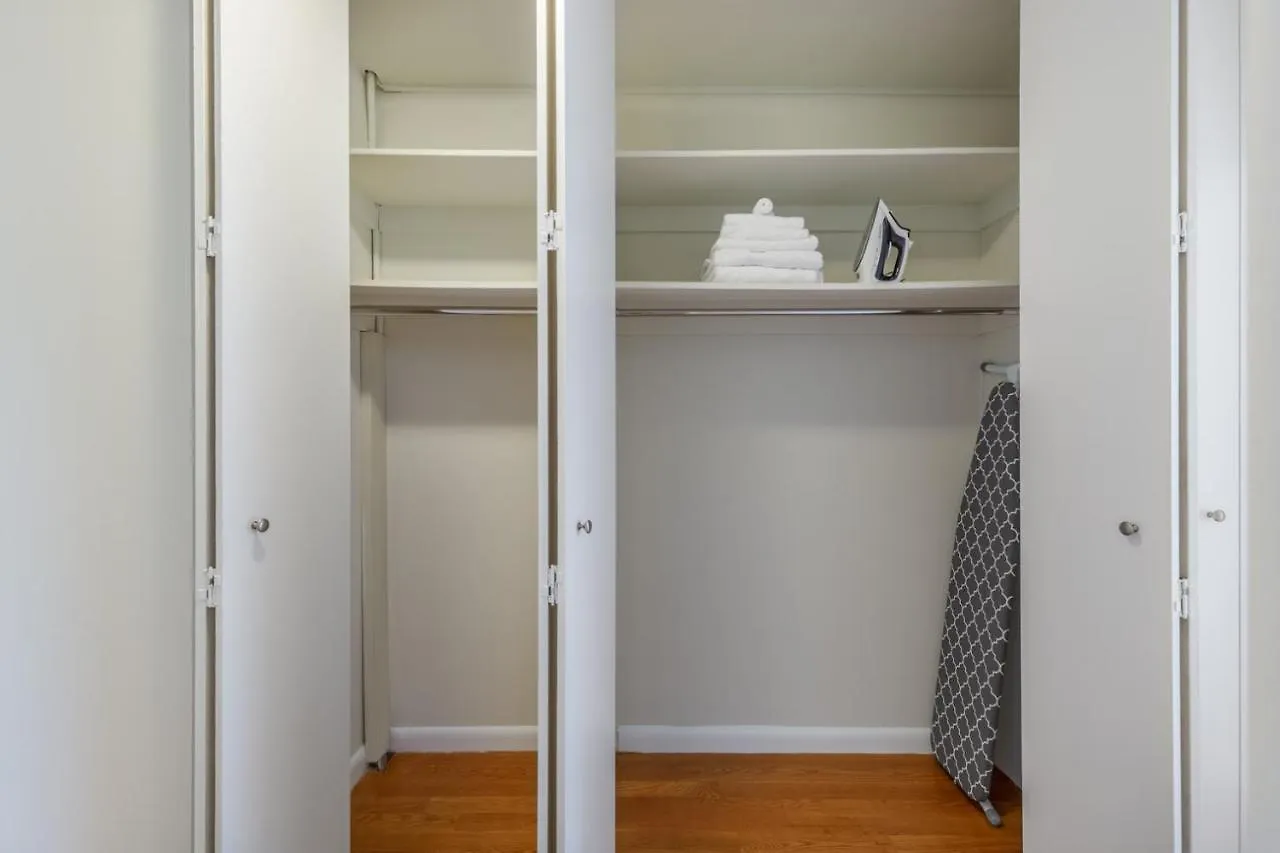 Midtown 2Br W Pool Gym Parking Nr Broadway Nyc-381 Apartment New York United States